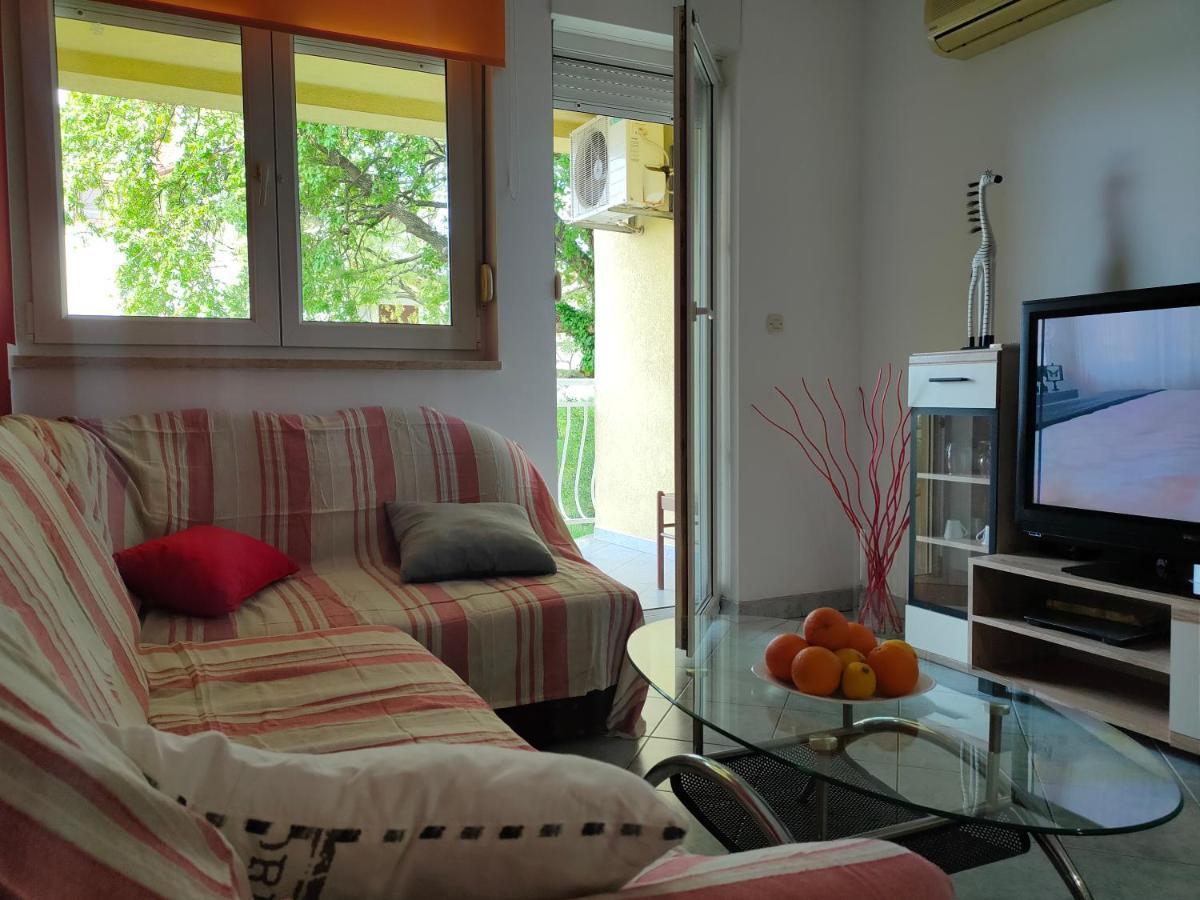 Apartman Bela Apartment Pula Exterior foto