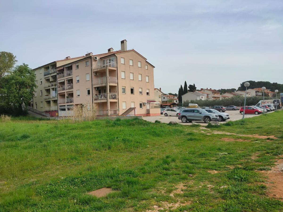 Apartman Bela Apartment Pula Exterior foto