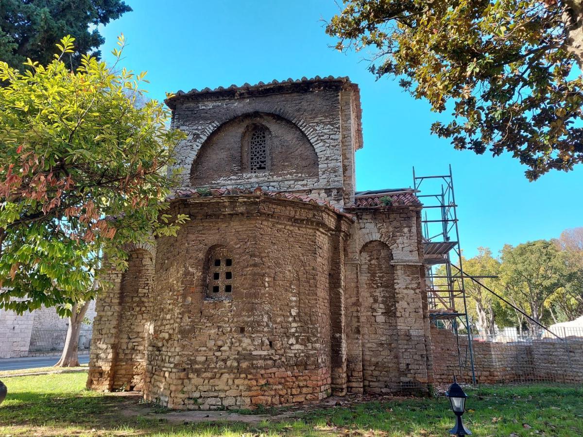 Apartman Bela Apartment Pula Exterior foto